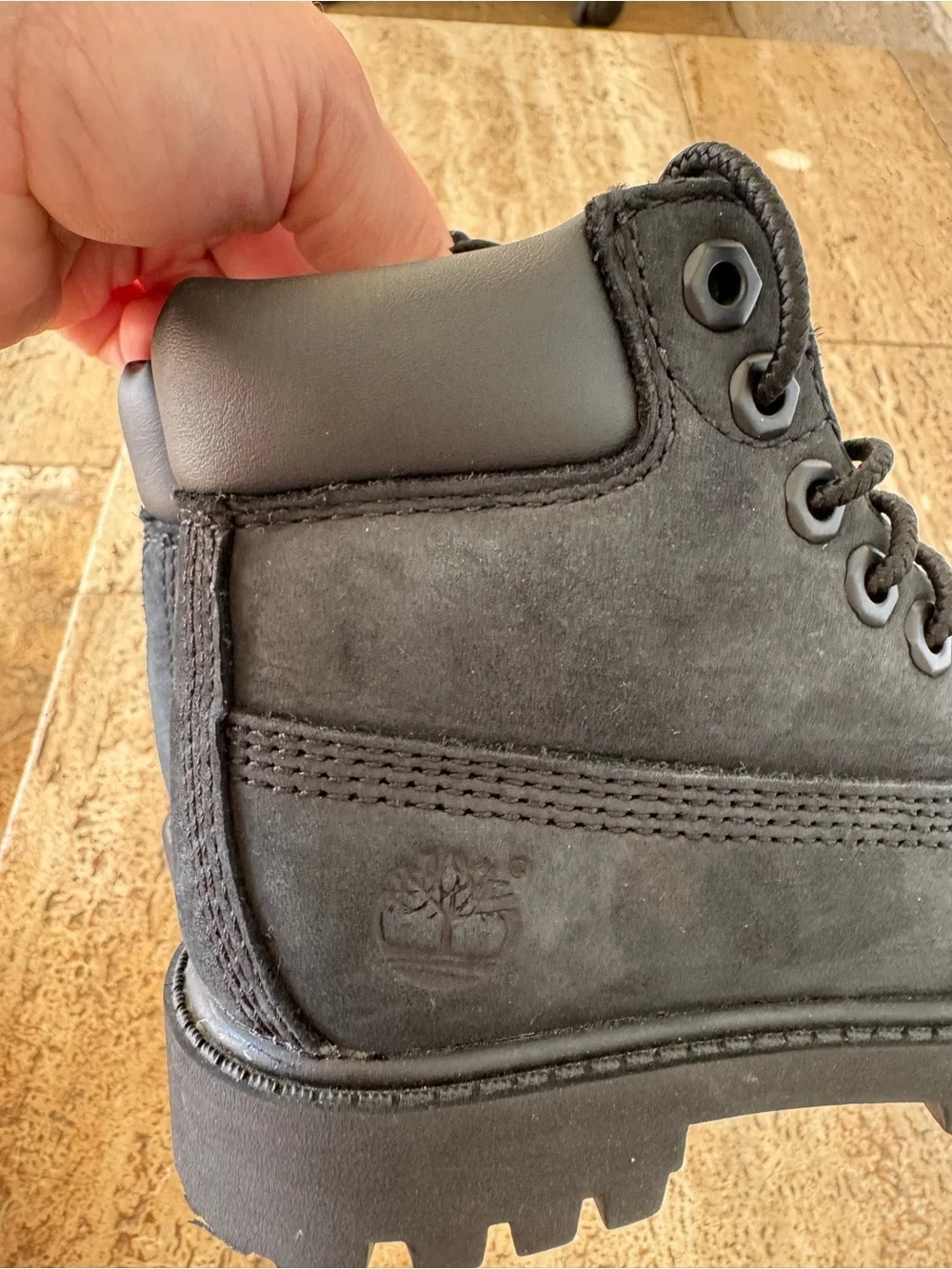 Toddlers TIMBERLAND 6” Premium Waterproof size 9 Boots
